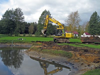Pond Excavation Grays - RM17
